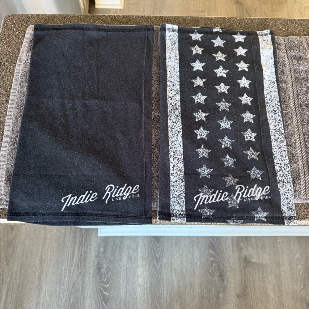 2 Indie Ridge Face Scarves. Navy.